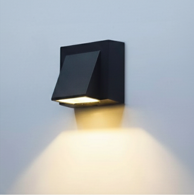 Modern LED Wall Light – Black Outdoor/Indoor Decorative Sconce